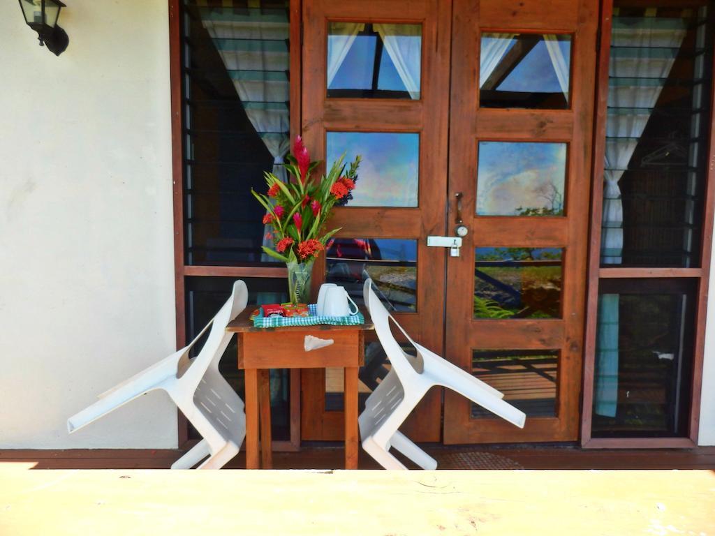 Taufua Beach Fales Lalomanu Pokój zdjęcie