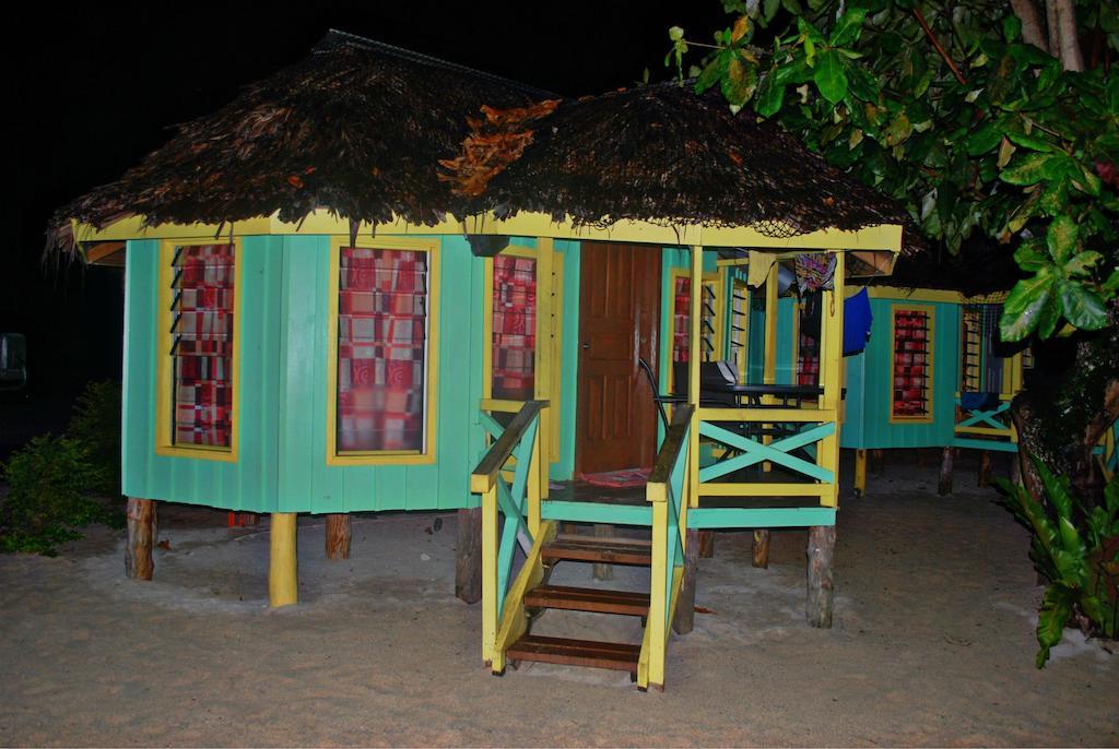 Taufua Beach Fales Lalomanu Pokój zdjęcie